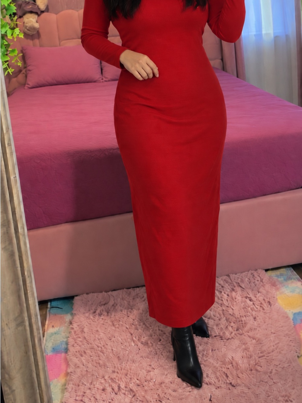 Red Bodycon Maxi Skirt - Sleek High-Waist Style